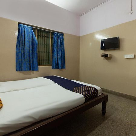 Spot On 66235 Samruddhi Lodge Tumkur Exterior photo